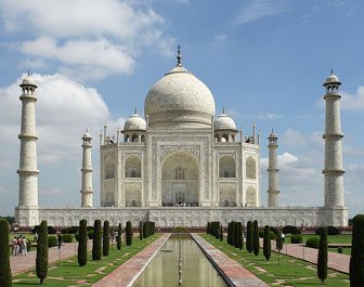 transport services in delhi, volvo bus from delhi to agra, delhi to agra bus service