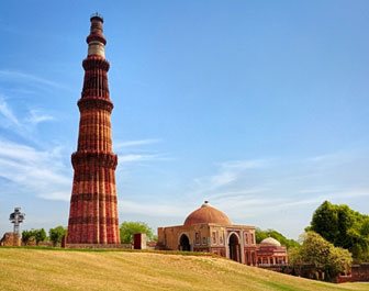 delhi historical places, Qutub Minar in delhi, delhi sightseeing tour