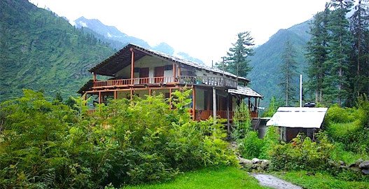 places to visit in kasol, where to stay in kasol, kasol trip from delhi, things to do in kasol, parvati river in kasol, bhuntar to kasol, kheerganga trek route, himachal volvo booking, kasol to delhi bus