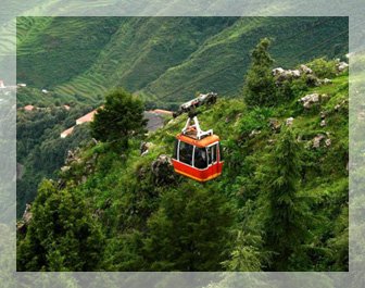 Mussoorie attractions, snowfall in mussoorie, nightlife in mussoorie, mussoorie trip from delhi, things to do in mussoorie, mussoorie sightseeing tour , delhi to mussoorie bus, delhi to mussoorie volvo, trekking in mussoorie