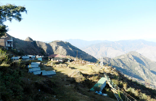 camping in dhanaulti, dhanaulti snowfall, dhanaulti hill station, dhanaulti sightseeing, eco park, surkanda devi temple, devgarh fort, trekking in dhanaulti, delhi to dhanaulti volvo bus, tempo traveller on rent in delhi, Luxury bus booking